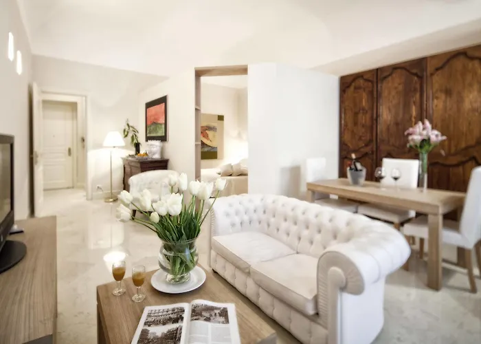 Palazzo Brunaccini Boutique Hotel